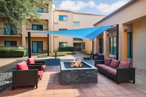 thumbnail: Terrace/patio