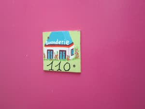 thumbnail: Room amenity