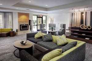thumbnail: Lobby lounge