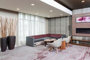 thumbnail: Lobby lounge