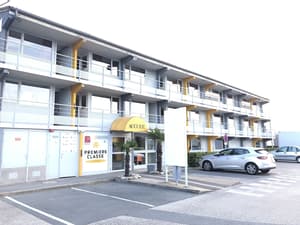 thumbnail: Parking