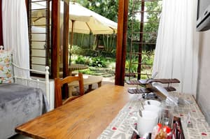 thumbnail: Interior detail
