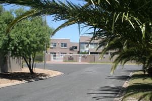 thumbnail: General view