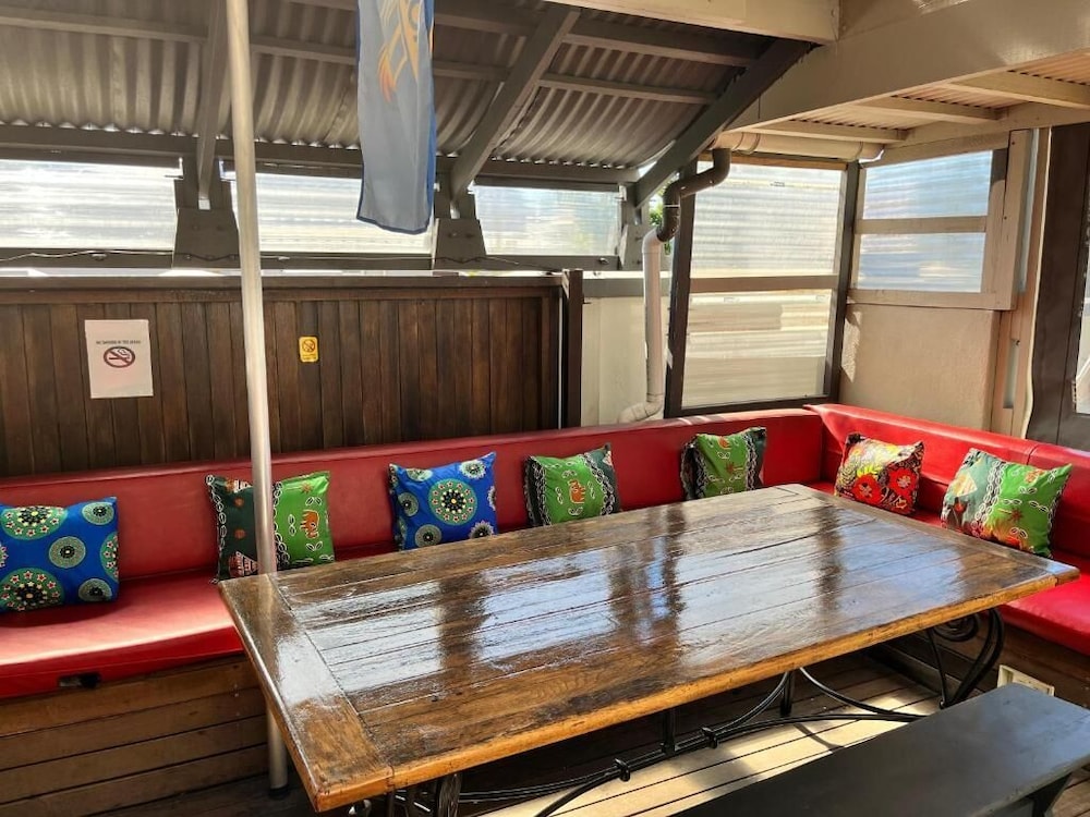 Poolside bar