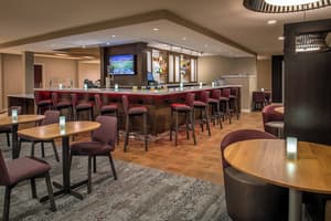 thumbnail: Bar (on property)