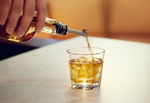 thumbnail: Bar (on property)