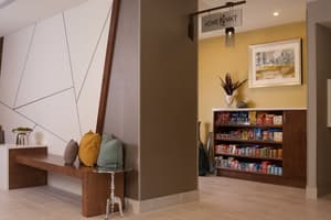 thumbnail: Lobby sitting area