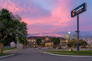 thumbnail: Exterior