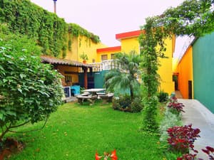 thumbnail: Front of property