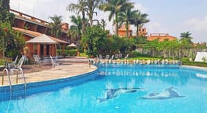 thumbnail: Pool