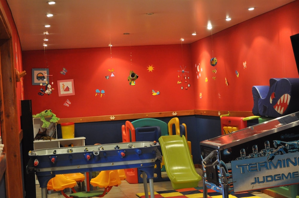 Children's play area - indoor