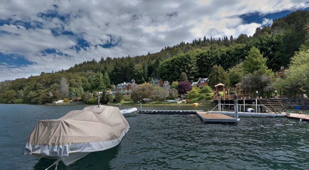 Dock