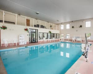 thumbnail: Pool