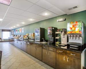 thumbnail: Snack bar