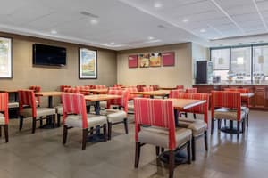 thumbnail: Breakfast area