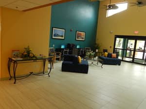 thumbnail: Lobby lounge