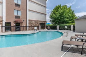thumbnail: Pool