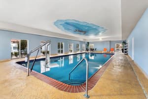 Comfort Suites At Rivergate Mall