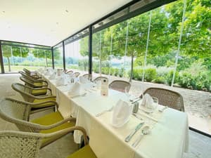 thumbnail: Restaurant