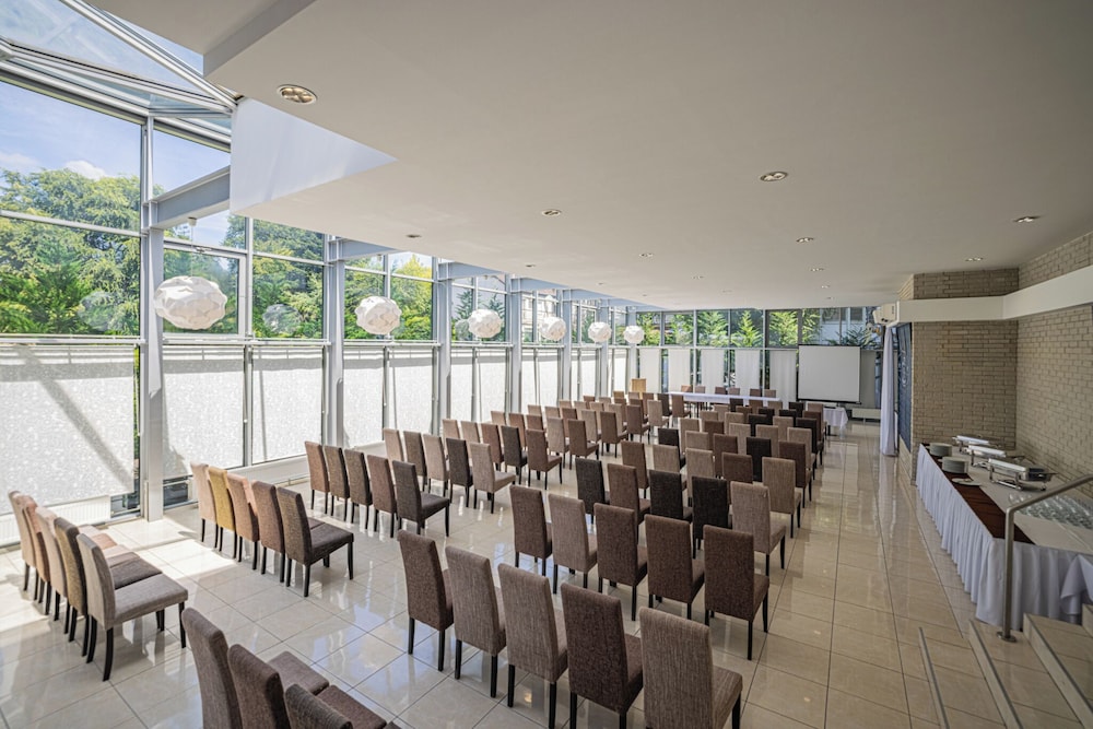 Reception hall