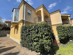 thumbnail: Exterior