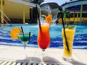 thumbnail: Sundeck