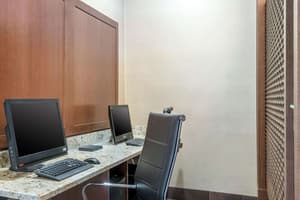 thumbnail: Business center