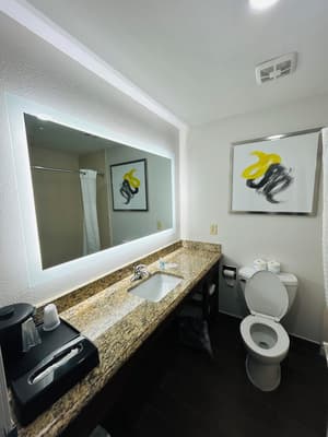 thumbnail: Bathroom