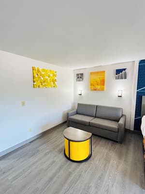 thumbnail: Living area