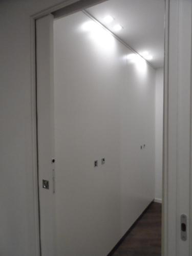 411963775.jpg