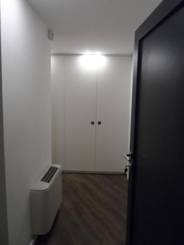 411963798.jpg