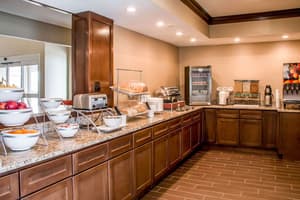 thumbnail: Breakfast area
