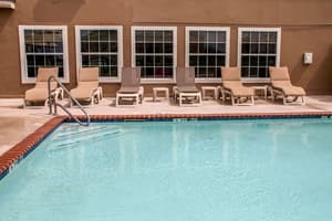 thumbnail: Pool