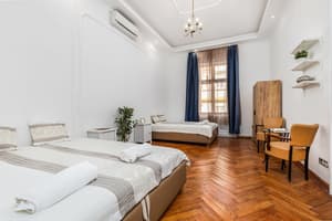 thumbnail: Interior detail