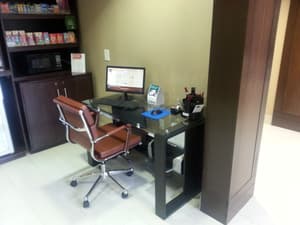 thumbnail: Business center