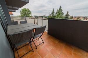 thumbnail: Balcony