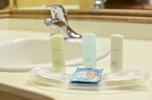thumbnail: Bathroom amenities