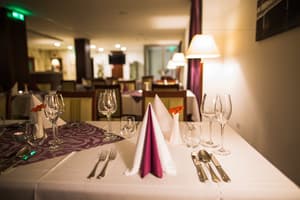thumbnail: Restaurant