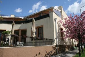 thumbnail: Exterior