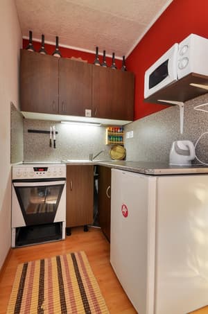 thumbnail: Private kitchenette