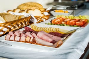 thumbnail: Buffet