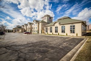thumbnail: Exterior