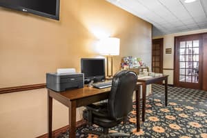 thumbnail: Business center