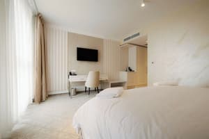 thumbnail: Room