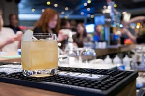 thumbnail: Bar (on property)