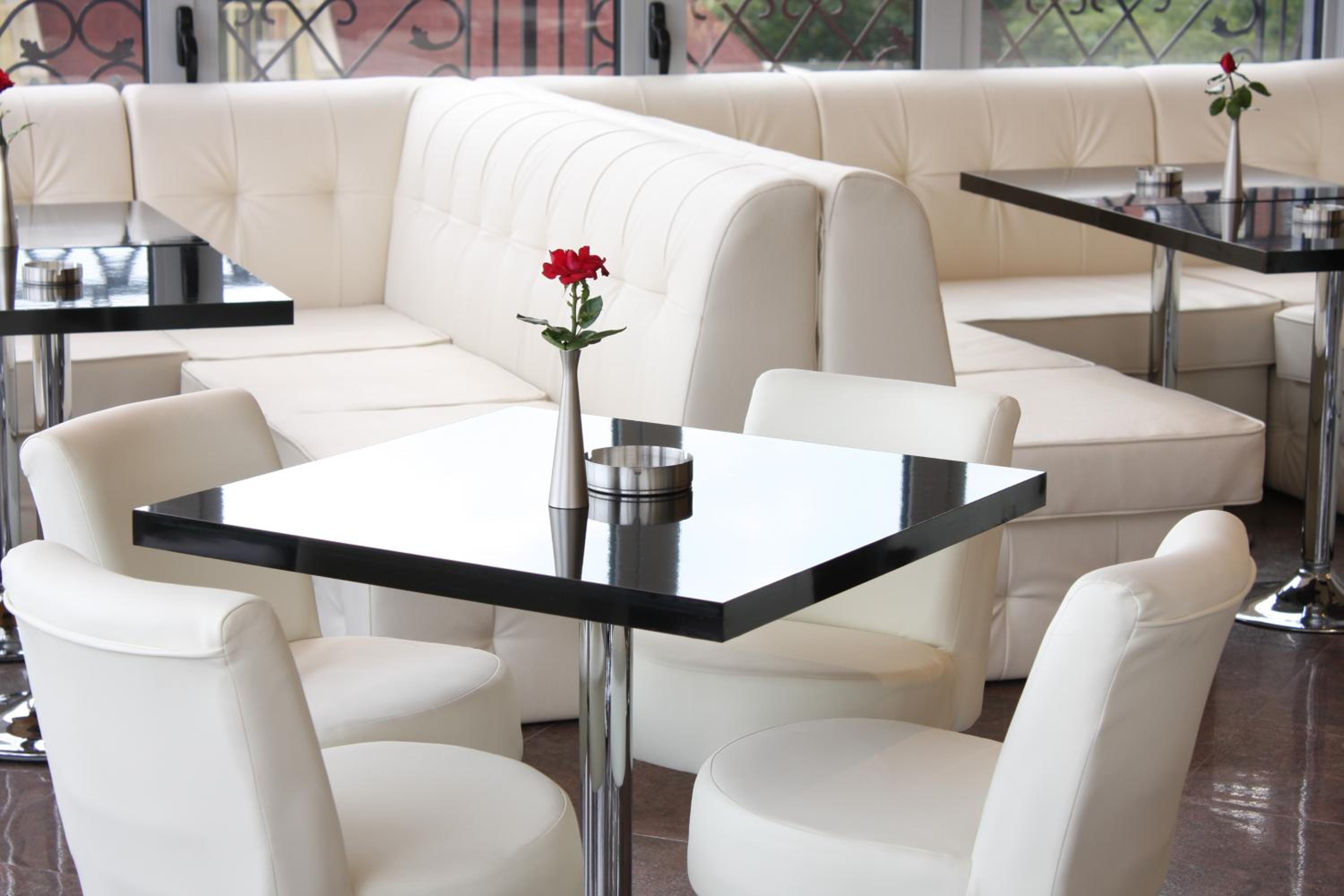 Restaurant-cafeteria