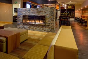 thumbnail: Bar (on property)