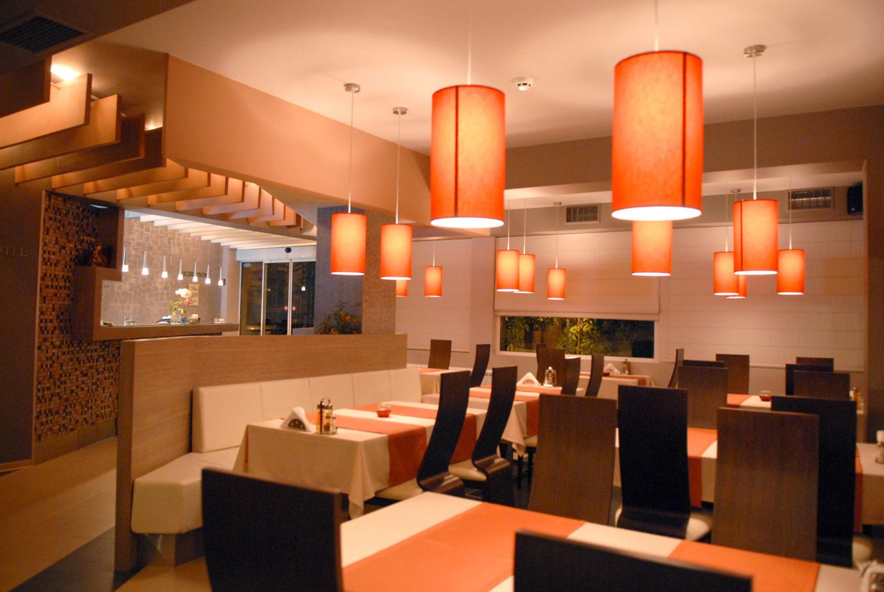 Restaurant-cafeteria
