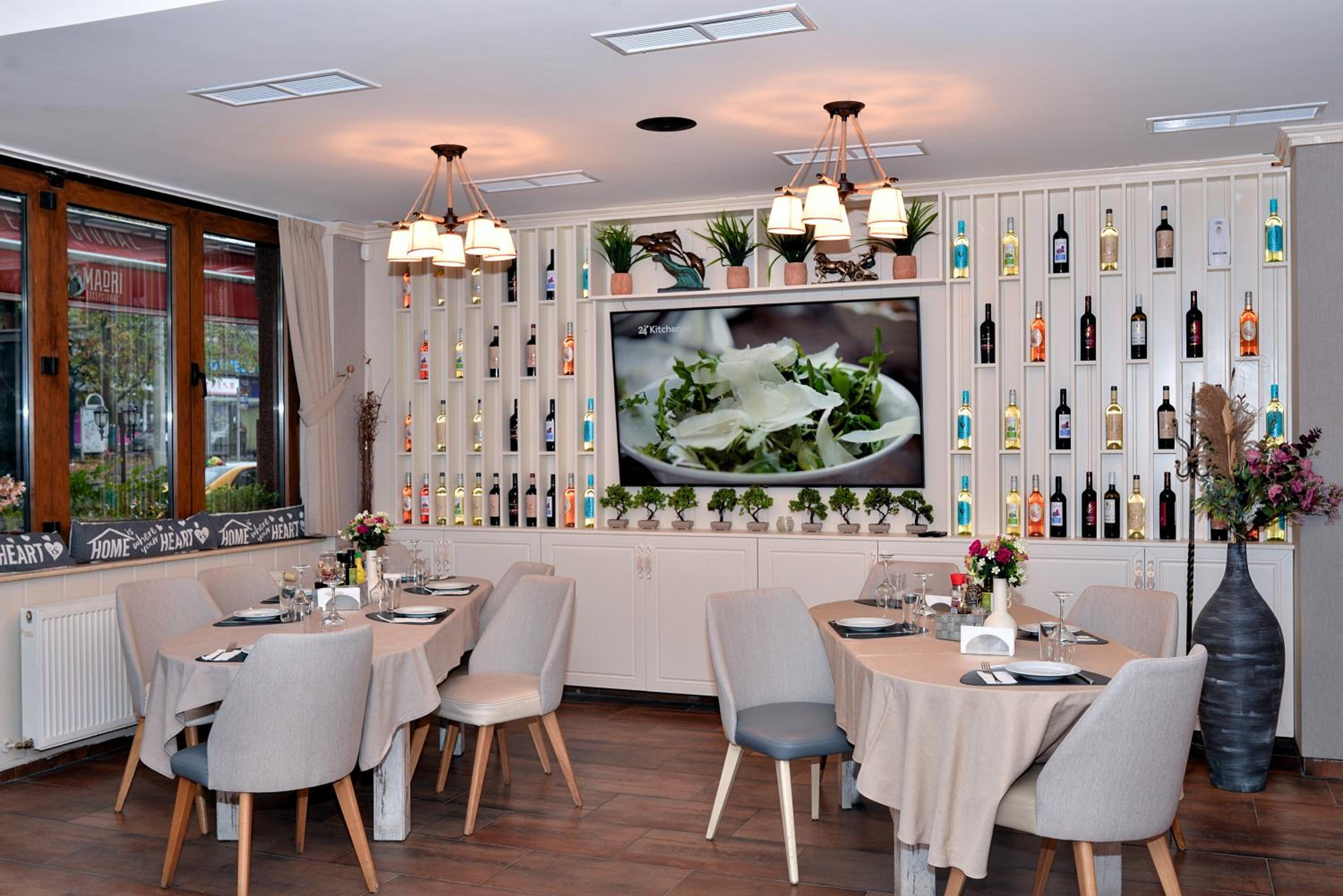 Restaurant-cafeteria