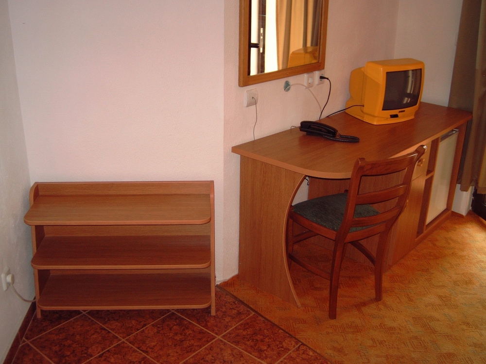 In-room business center